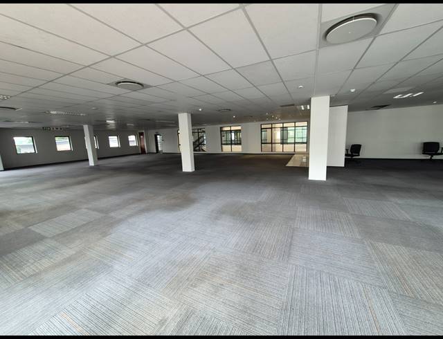 567M² OFFICE TO LET IN RIVONIA